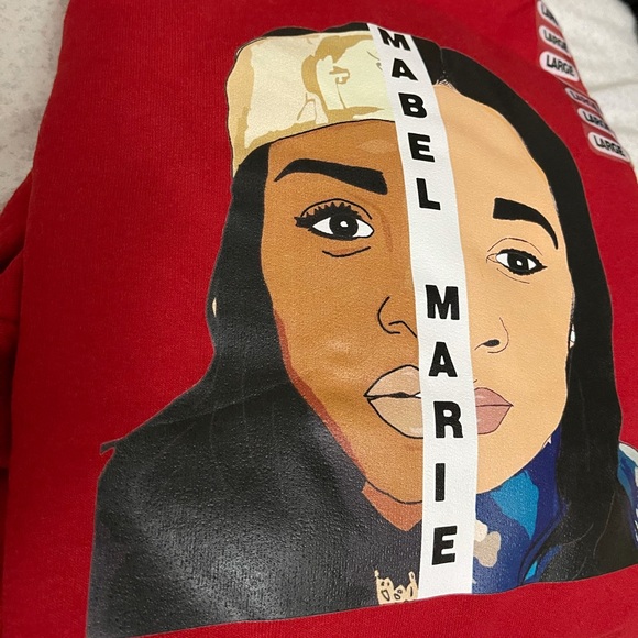 RED MABEL MARIE HOODIE BRAND NEW SIZE L - Picture 2 of 3